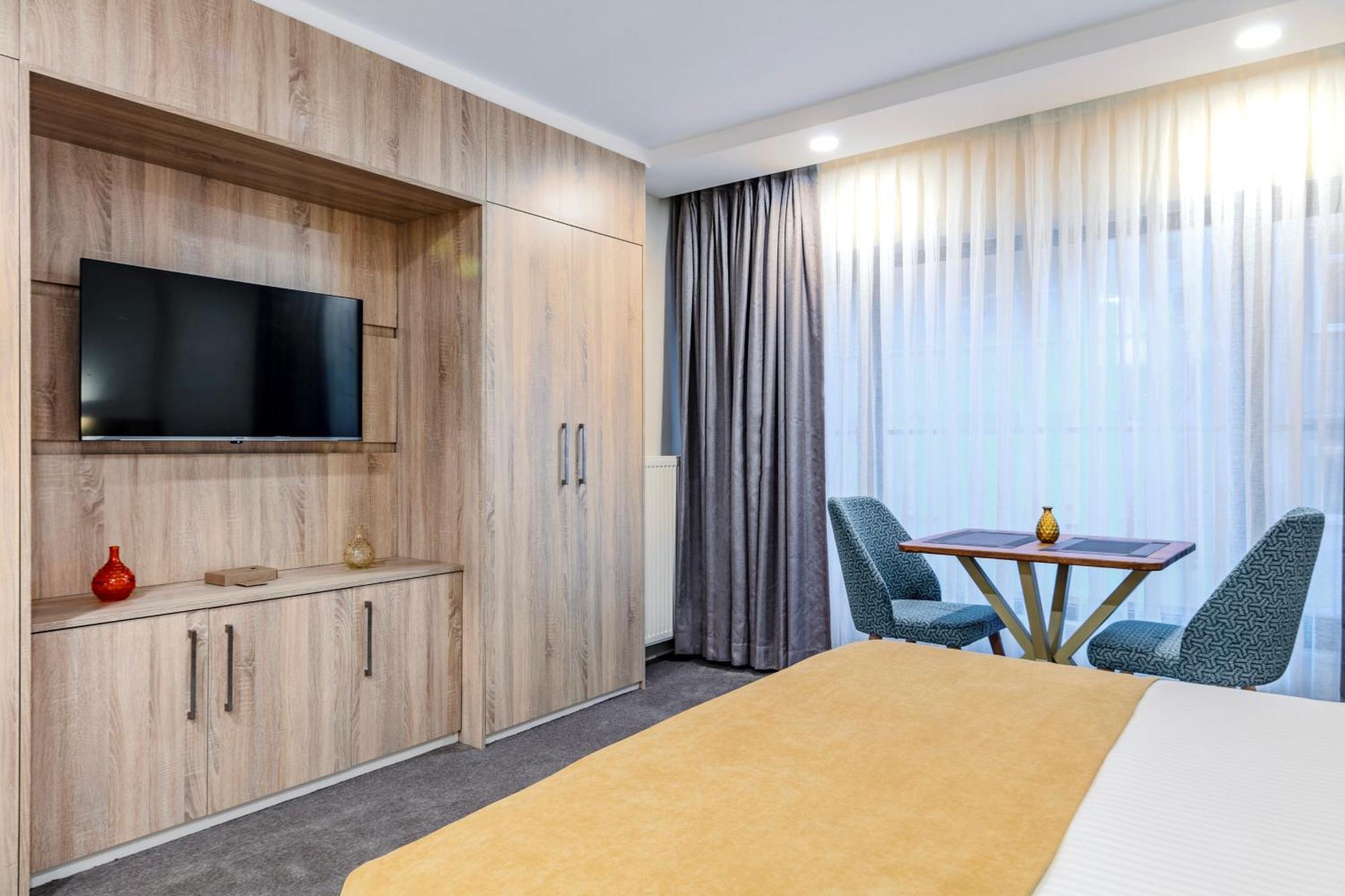 Roys Hotel & Suites Istanbul Eksteriør bilde