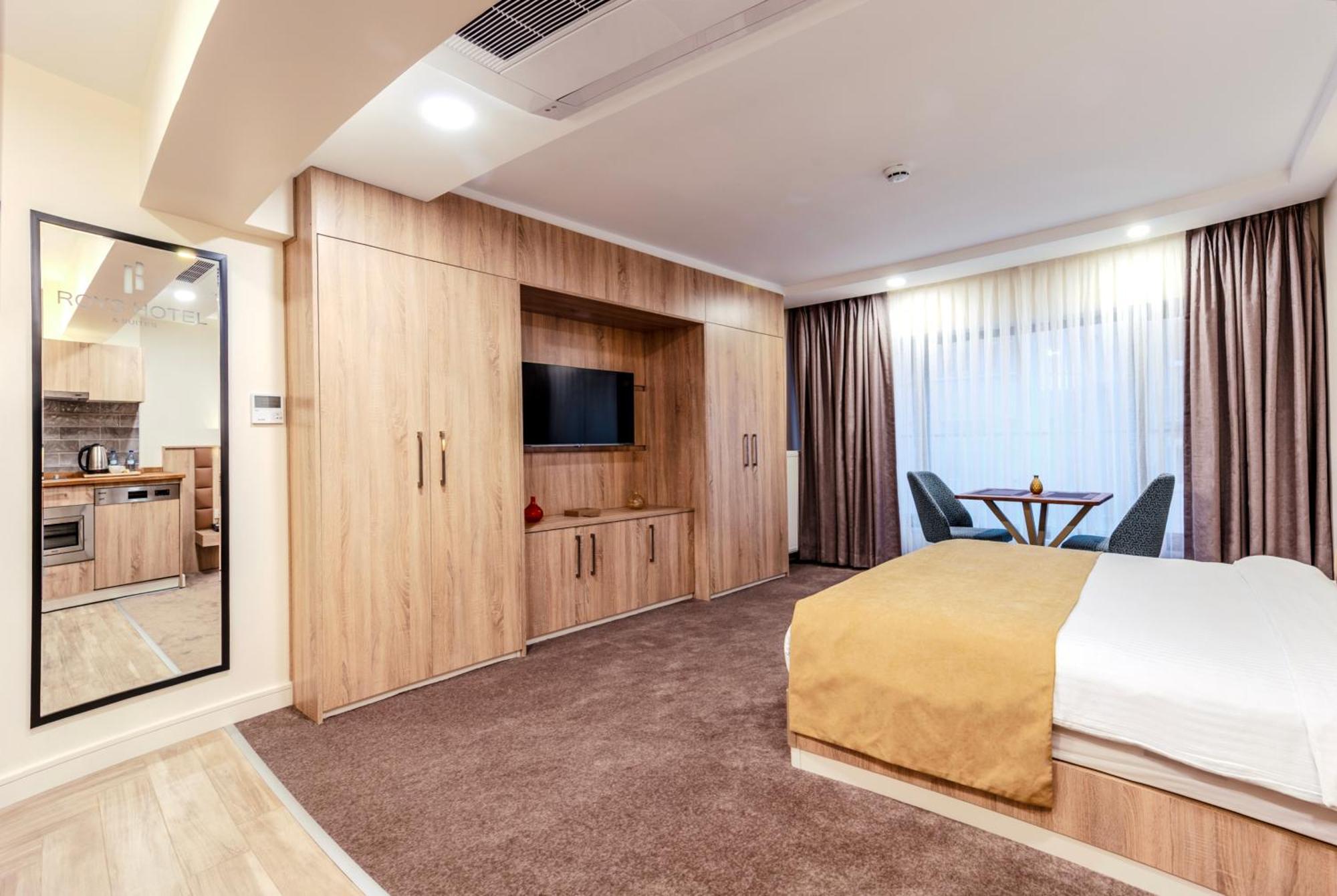Roys Hotel & Suites Istanbul Eksteriør bilde